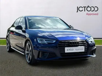 Begagnad Audi TT Black Edition 245 HK (180 kW) 2020 Blå Sedan