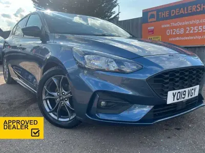 Used Ford Focus ST-Line 125 HP (91 kW) 2019 Blue Hatchback