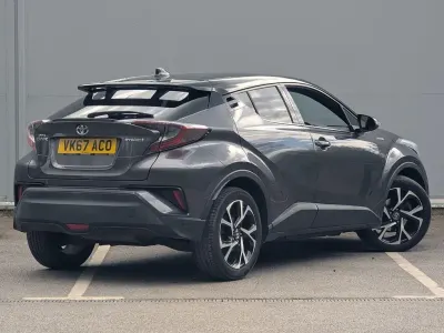 Second-hand Toyota C-HR 122 CP (89 kW) 2017 Gri SUV