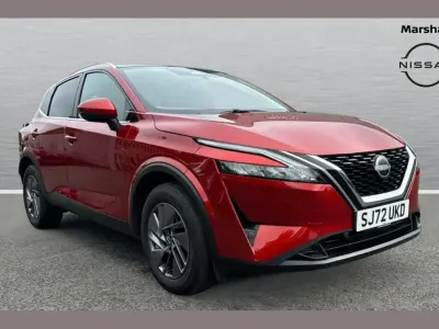 Used Nissan Qashqai Acenta Premium 155 HP (114 kW) 2022 Red SUV