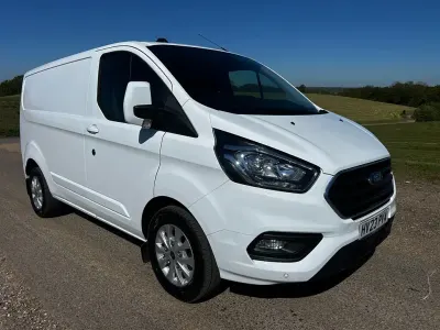 Used Ford Transit Custom Limited 130 HP (95 kW) 2023 White Van