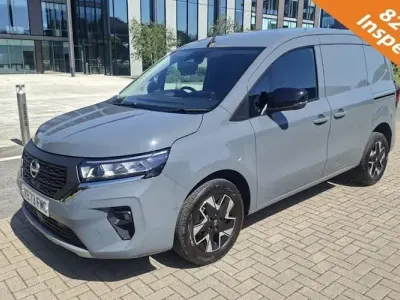 Usado Nissan Townstar Tekna+ 131 HP (96 kW) 2024 Cinzento Van