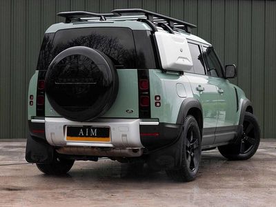 Używany Land Rover Defender 75th Limited Edition 2023 Zielony SUV