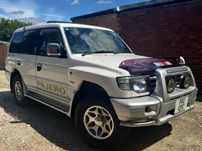 Used Mitsubishi Pajero 1997 White SUV