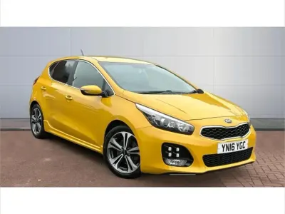 Used Kia Ceed GT-Line 118 HP (86 kW) 2016 Yellow Hatchback