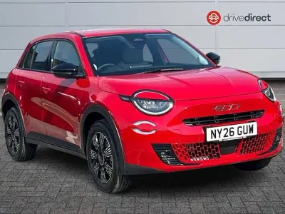 New Fiat 600 Icon 100 HP (73 kW) 2026 Red SUV