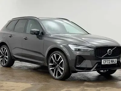 Usado Volvo XC60 Ultimate 449 CV (330 kW) 2022 Gris SUV