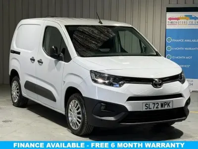 Used Toyota Proace 120 HP (88 kW) 2022 White MPV