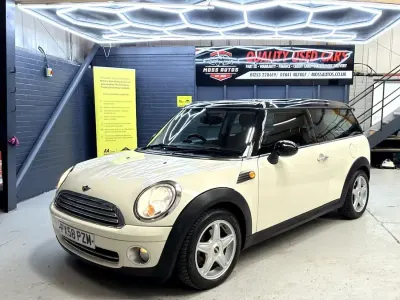 Used Mini Cooper Clubman 2009 White Estate