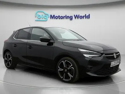 Second-hand Vauxhall Corsa Ultimate 130 CP (95 kW) 2023 Negru Hatchback