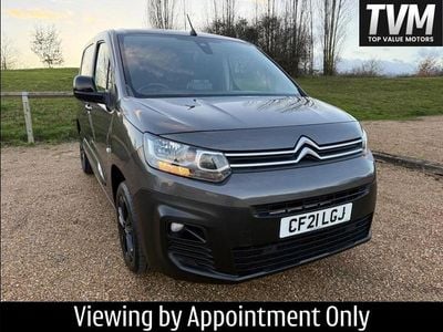 Used Citroën Berlingo Start 130 HP (95 kW) 2021 Grey MPV