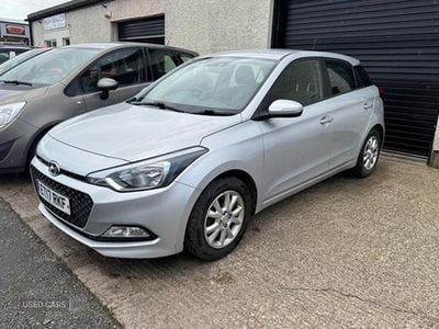 Used Hyundai i20 SE 84 HP (61 kW) 2017 Silver Hatchback