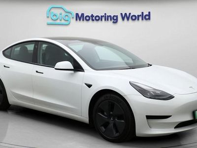White Used 2021 Tesla Model 3 Standard Range Plus Sedan | £18,200 (Fair price)