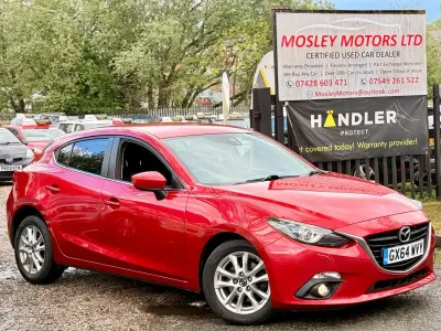 Begagnad Mazda 3 2014 Röd Halvkombi