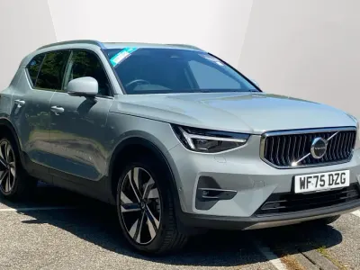 Used Volvo XC40 Ultra 163 HP (119 kW) 2025 Grey SUV