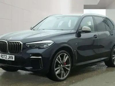 Używany BMW X5 Basis 530 KM (389 kW) 2022 Czarny SUV