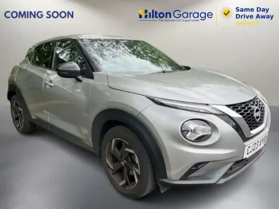 Used Nissan Juke N-Connecta 114 HP (83 kW) 2023 Silver SUV