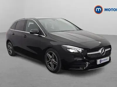 Begagnad Mercedes B200 Executive 163 HK (119 kW) 2021 Svart Minibuss