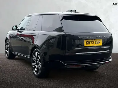 Begagnad Land Rover Range Rover HSE 296 HK (217 kW) 2023 Svart SUV