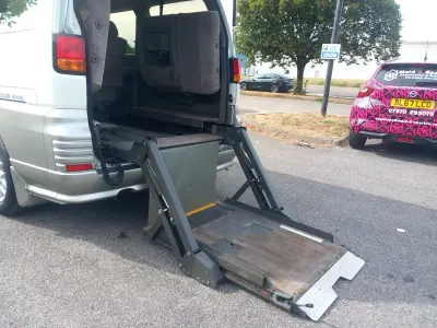 Used Nissan Elgrand 2001 White MPV