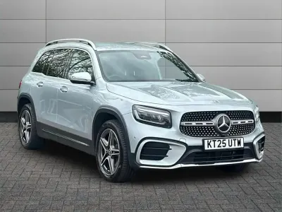 Begagnad Mercedes GLB200 Executive 150 HK (110 kW) 2025 Silver SUV