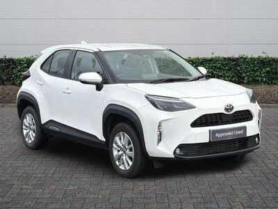 Used Toyota Yaris Hybrid 2024 White Hatchback