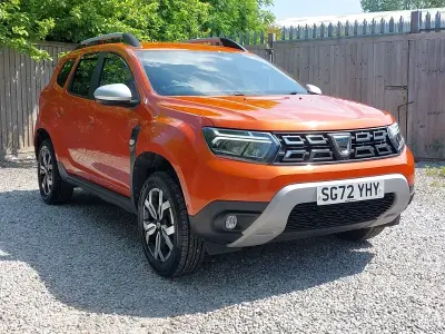 Used Dacia Duster Prestige 100 HP (73 kW) 2022 Orange SUV