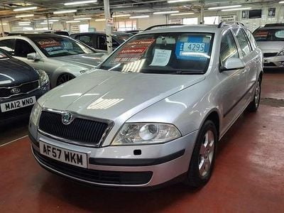 Used Skoda Octavia Ambiente 105 HP (77 kW) 2007 Silver Estate