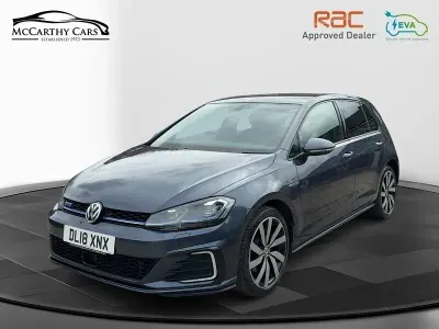 Begagnad VW Golf VII Advance 204 HK (150 kW) 2018 Blå Halvkombi