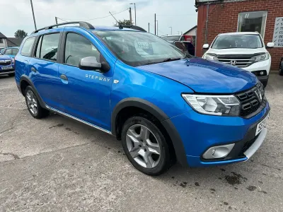 Used Dacia Logan MCV Comfort 90 HP (66 kW) 2019 Blue Estate