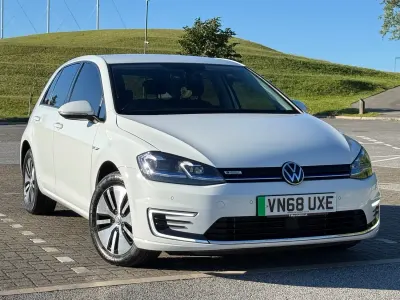 Used VW e-Golf 99 kW (135 HP) 2018 White Hatchback