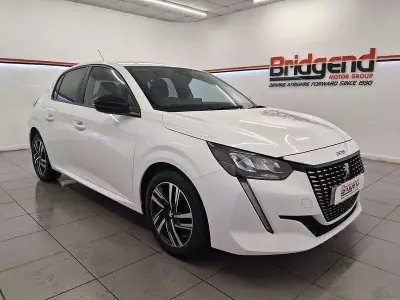 Used Peugeot 208 Active+ 2023 White Hatchback