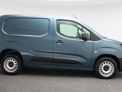 Blue New 2025 Peugeot Partner MPV | £18,999 (A bit pricey)