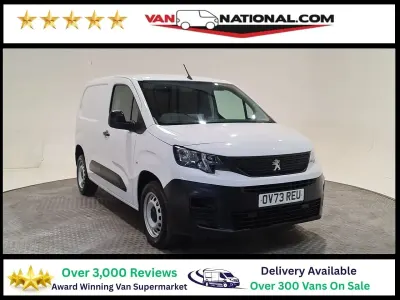 Second-hand Peugeot Partner Premium 100 CP (73 kW) 2023 Alb Monovolum