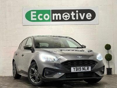 Used Ford Focus ST-Line 125 HP (91 kW) 2019 Grey Hatchback