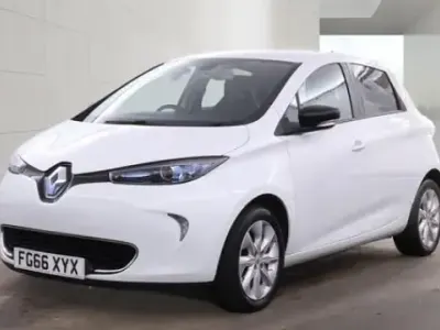 Used Renault Zoe Dynamique 2016 White Hatchback