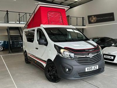 Gebraucht Vauxhall Vivaro 120 PS (88 kW) 2019 Weiß Van / Kleinbus