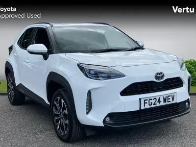 Used Toyota Yaris Cross Design 116 HP (85 kW) 2024 White SUV