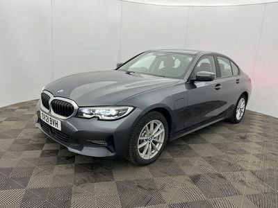 BMW 330e