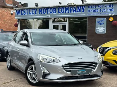 Usado Ford Focus Zetec 120 HP (88 kW) 2019 Prateado Citadino