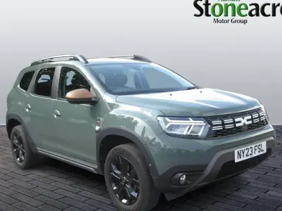 Used Dacia Duster Extreme 99 HP (72 kW) 2023 Green SUV