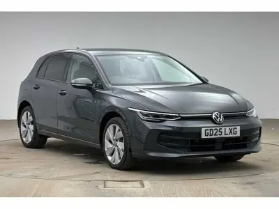 Used VW Golf VIII 204 HP (150 kW) 2025