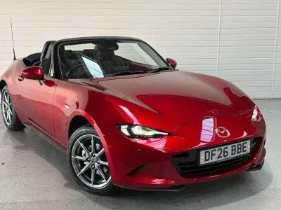 Nowe Mazda MX5 Exclusive-Line 132 KM (97 kW) 2026 Czerwony Kabriolet