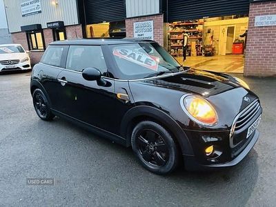 Black Used 2015 Mini ONE Hatch Hatchback | £5,495 (Fair price)