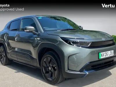 Used Toyota Urban Cruiser Design 127 kW (174 HP) 2026 Green SUV