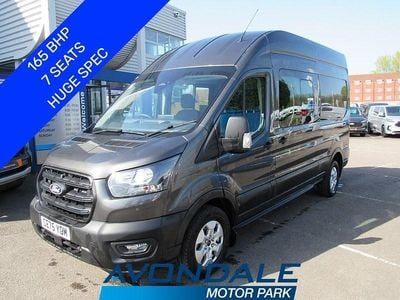 Usado Ford Transit Trend 165 HP (121 kW) 2025 Cinzento Van