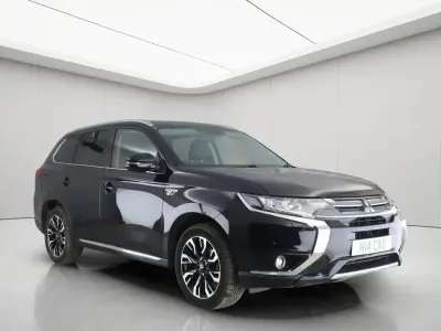 Used Mitsubishi Outlander P-HEV 2018 Black Estate