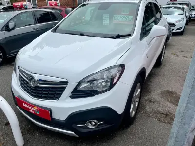 Used Vauxhall Mokka 2016 White SUV