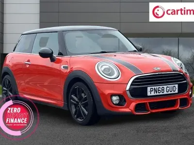 Używany Mini Cooper Hatch 136 KM (100 kW) 2018 Pomarańczowy Hatchback