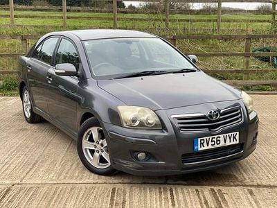 Used Toyota Avensis T3 129 HP (94 kW) 2006 Grey Hatchback